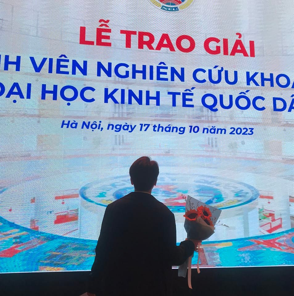 Như Quỳnh và những lần đạt giải học tập của cô ấy